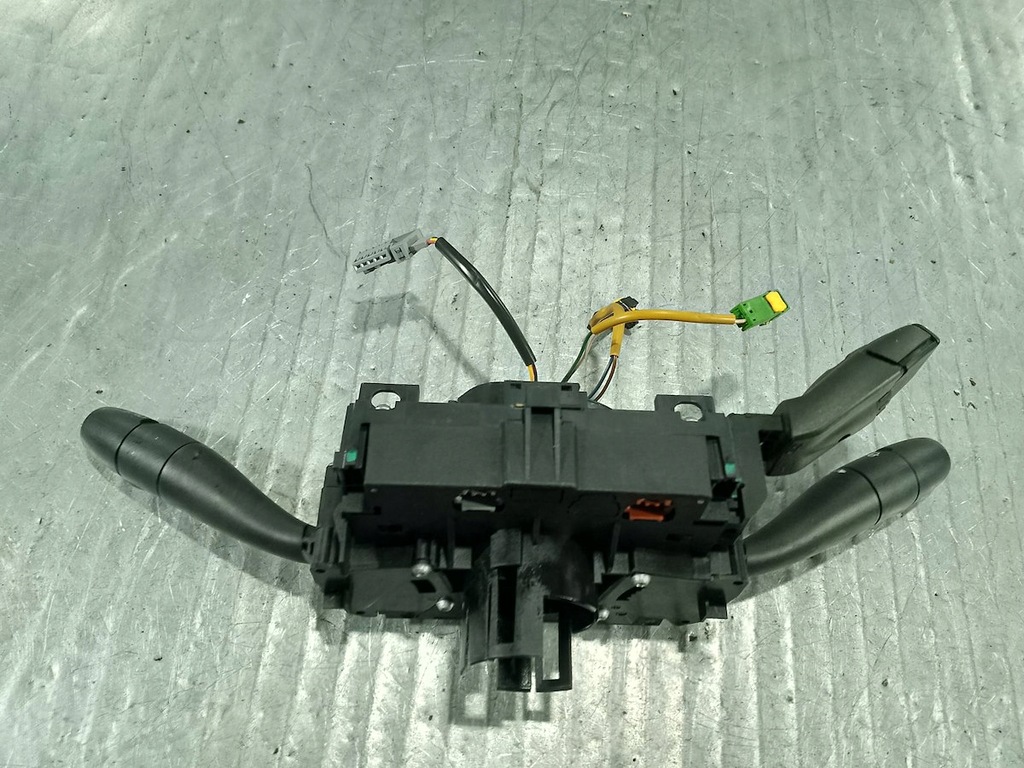 фото №8, Перемикач комбінований peugeot 207 96630732xt com2005 1.6 hdi