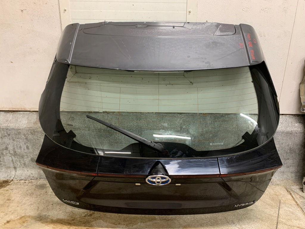 фото №1, Toyota yaris cross 2021r. крышка багажника багажника стекло камера