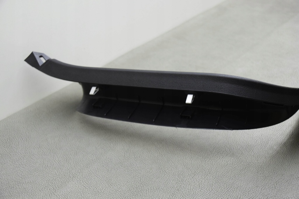 фото №8, Обшивка крышки багажника audi q5 fy 80a867973a 2017