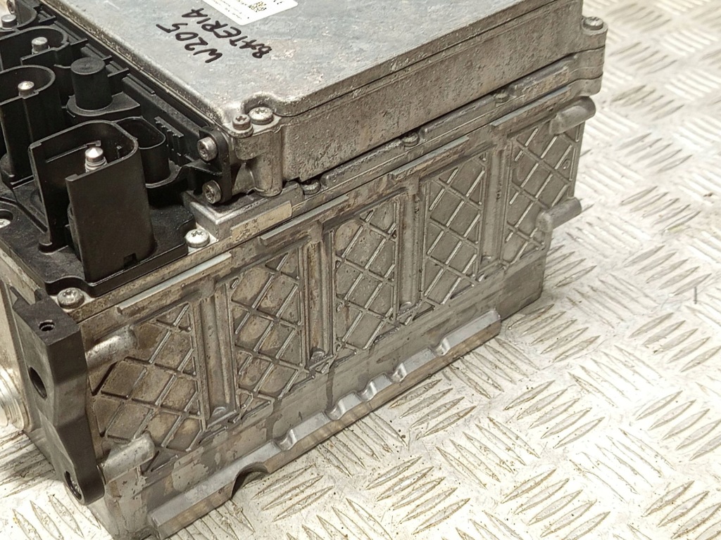 Купить Mercedes оригинальный номер a0009823513 c w205 аккумулятор аккумулятор гибрид