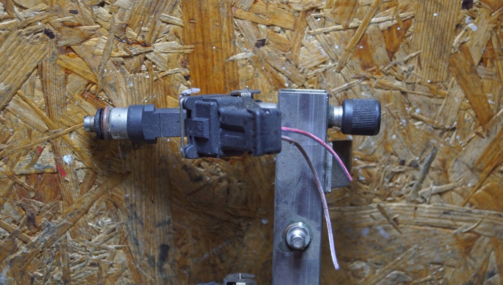 Opel молдинг упорскування 1.2 1.4 55572731 w151 Київ