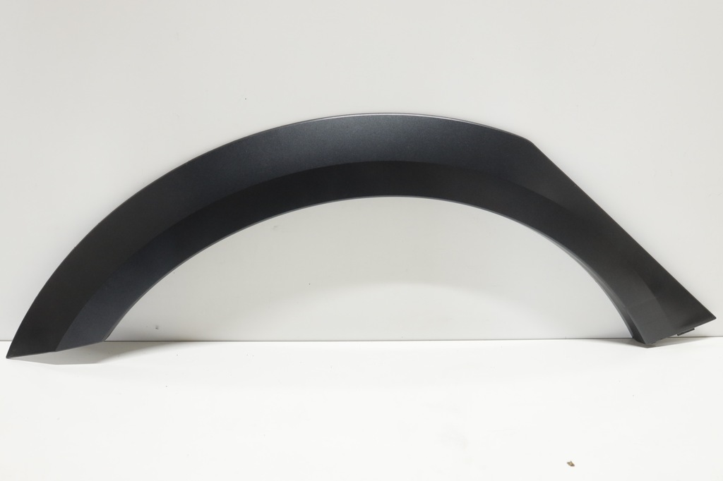 фото №1, Молдинг крила volvo v 90 crosscountry права задня