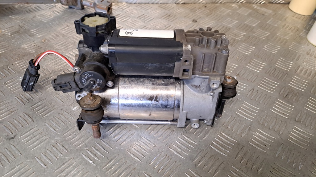 Компресор насос підвіска wabco 0012045 Недорого