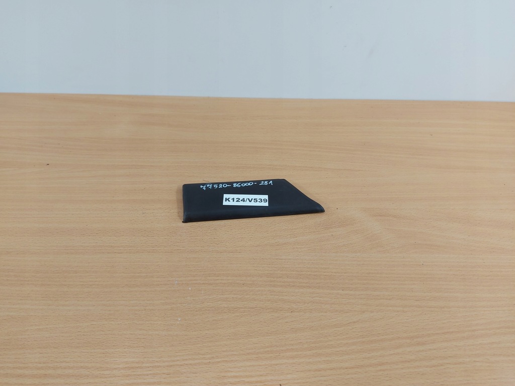 фото №1, Suzuki swift левая молдинг крыла перед старый mod