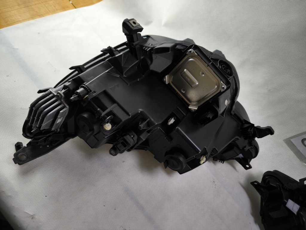 Renault megane iv full led лівий правий фара фара 260601093r 260103857r Київ