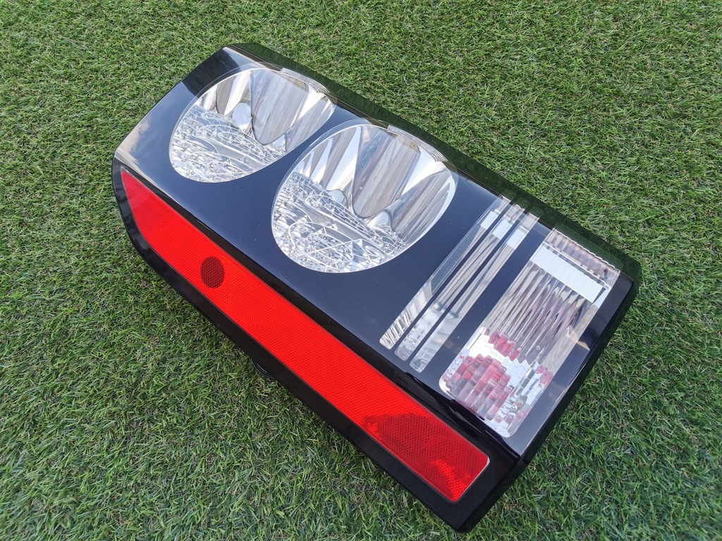 фото №1, Land rover discovery iv lift лампа левая задняя