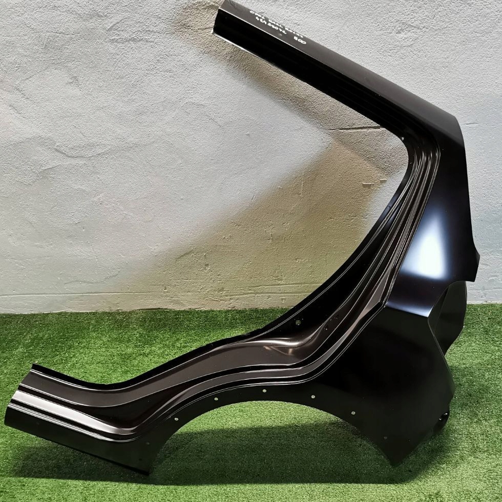 Купить Opel karl rocks 16- крыло задний левый обшивка четверть задняя 42429072