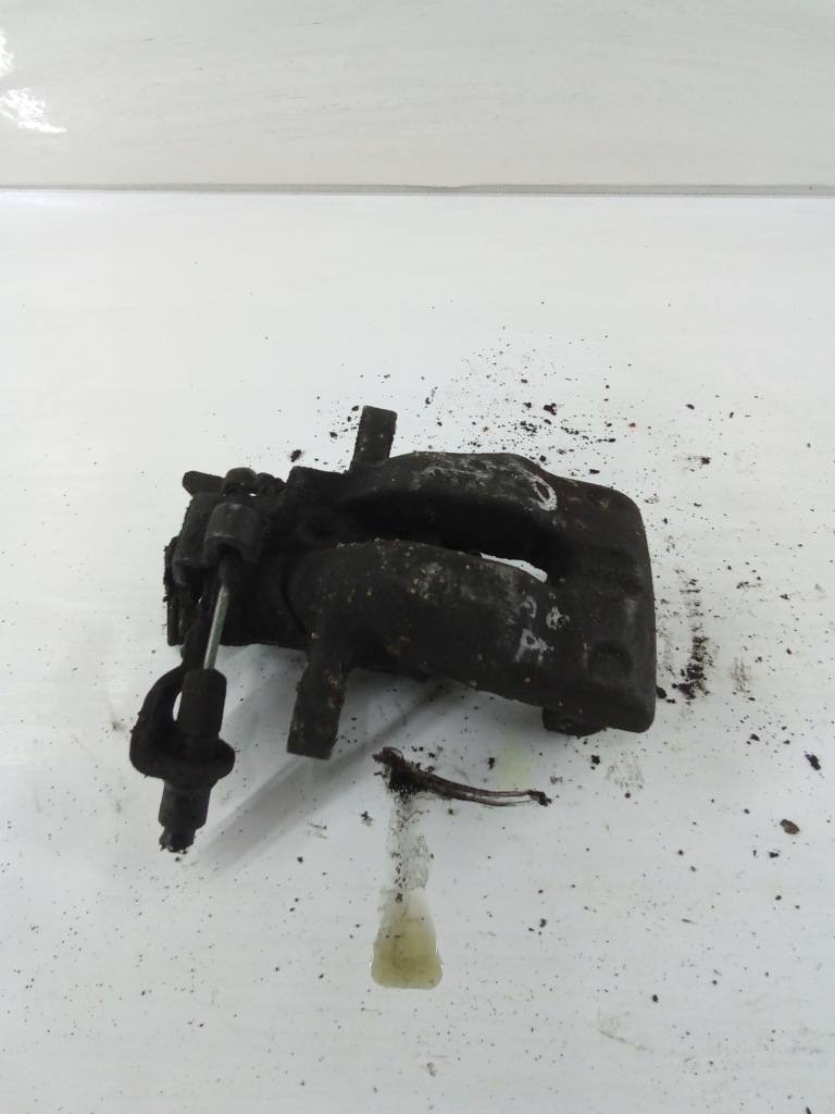 фото №1, F207 суппорт тормоза правый задняя meriva b