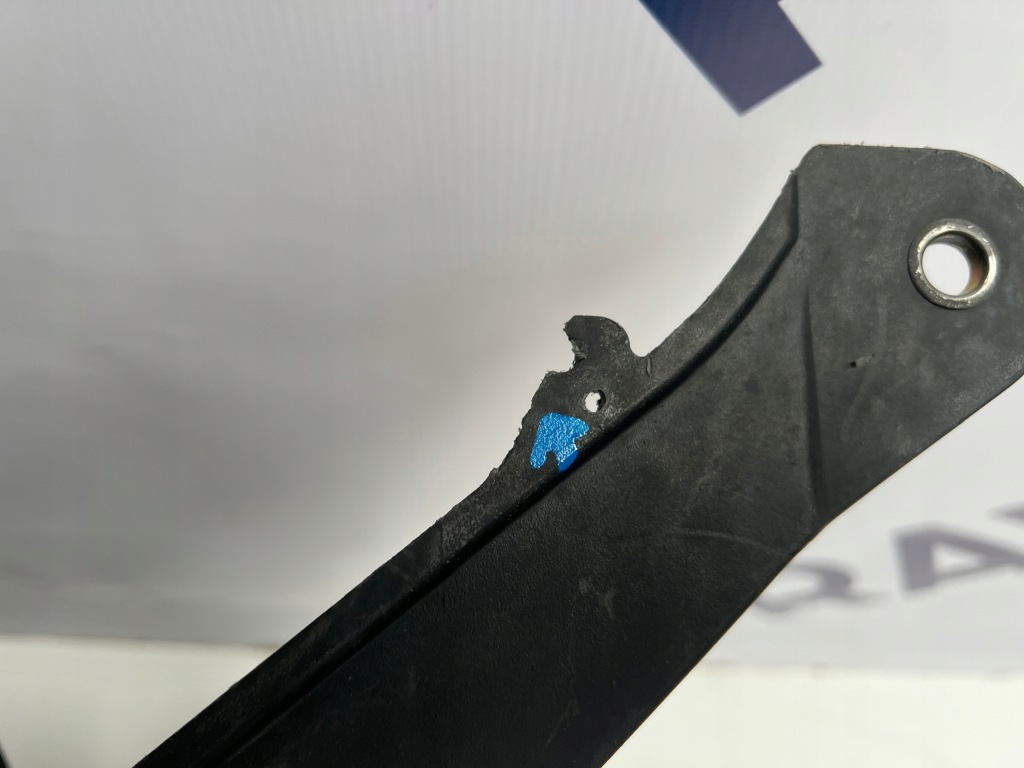 фото №4, Pas передній радіатор mazda 5