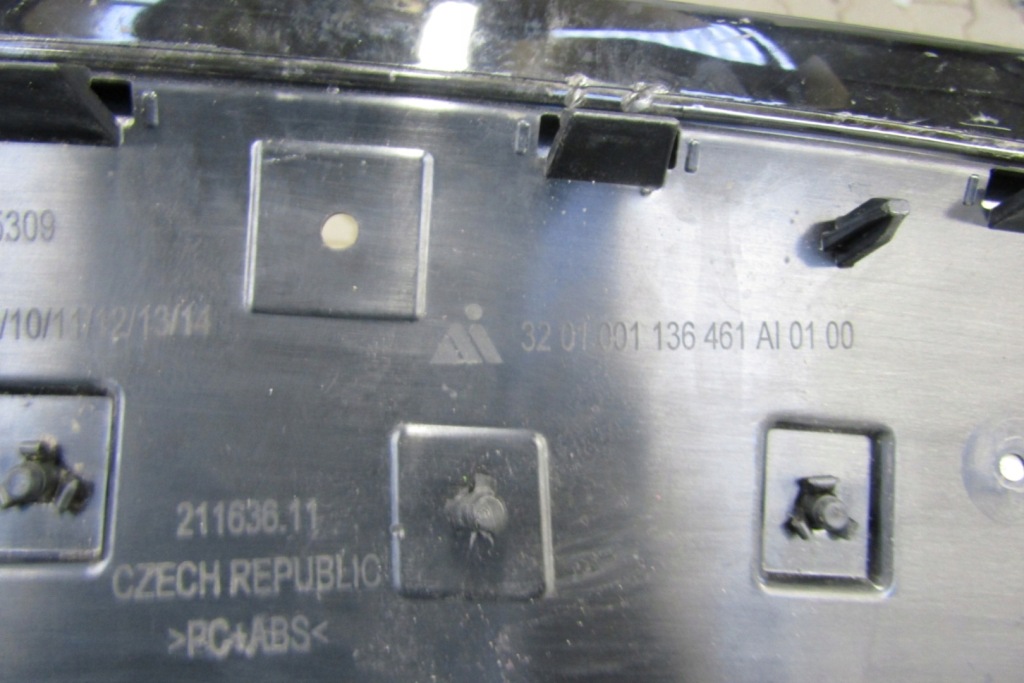 фото №9, Спойлер накладка перед bmw 1 f40 m набор 19-