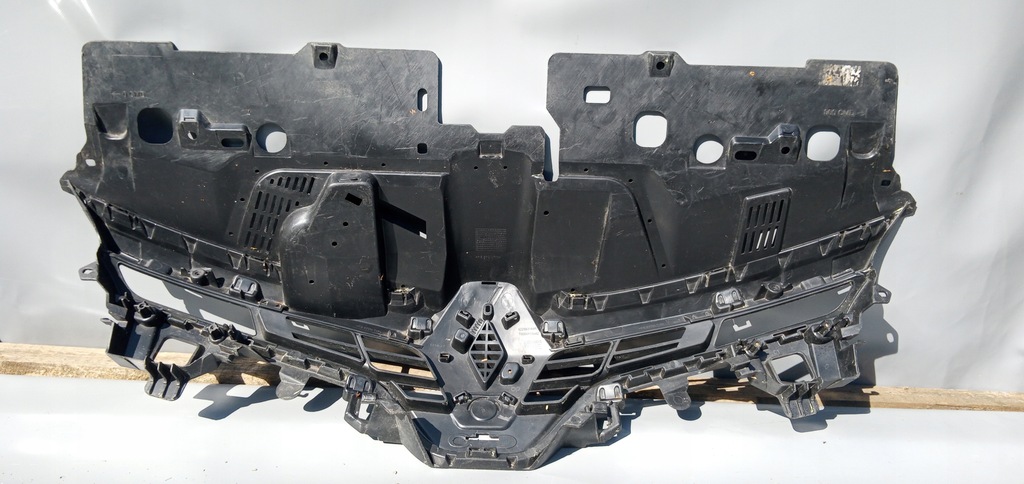 фото №1, Решётка радиатора усилитель решётка радиатора renault clio iv 622563184r