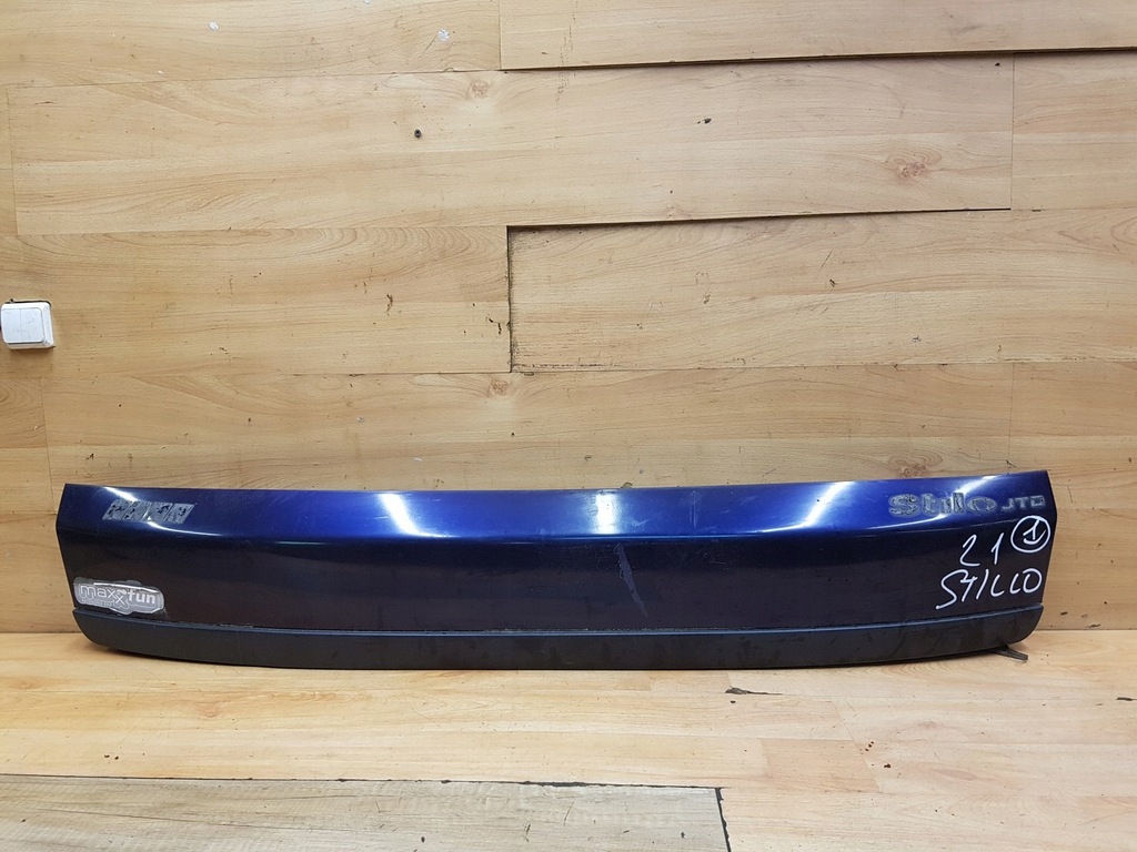 фото №1, Молдинг крышки багажника задняя fiat stilo kombi