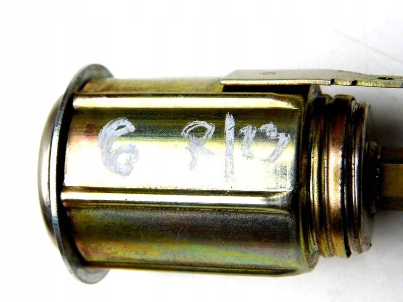 фото №9, R/23 mazda разъём питания прикуривателя 12v /6