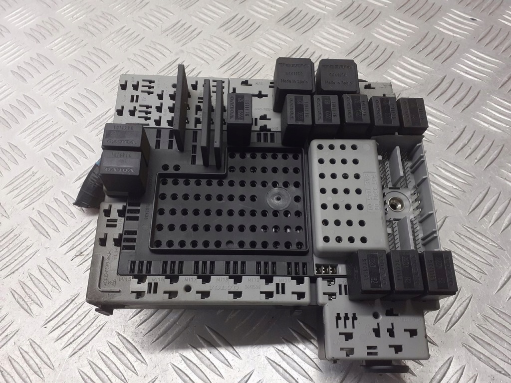 фото №1, Модуль коробка bsi volvo s 60 2.0 d 08697207