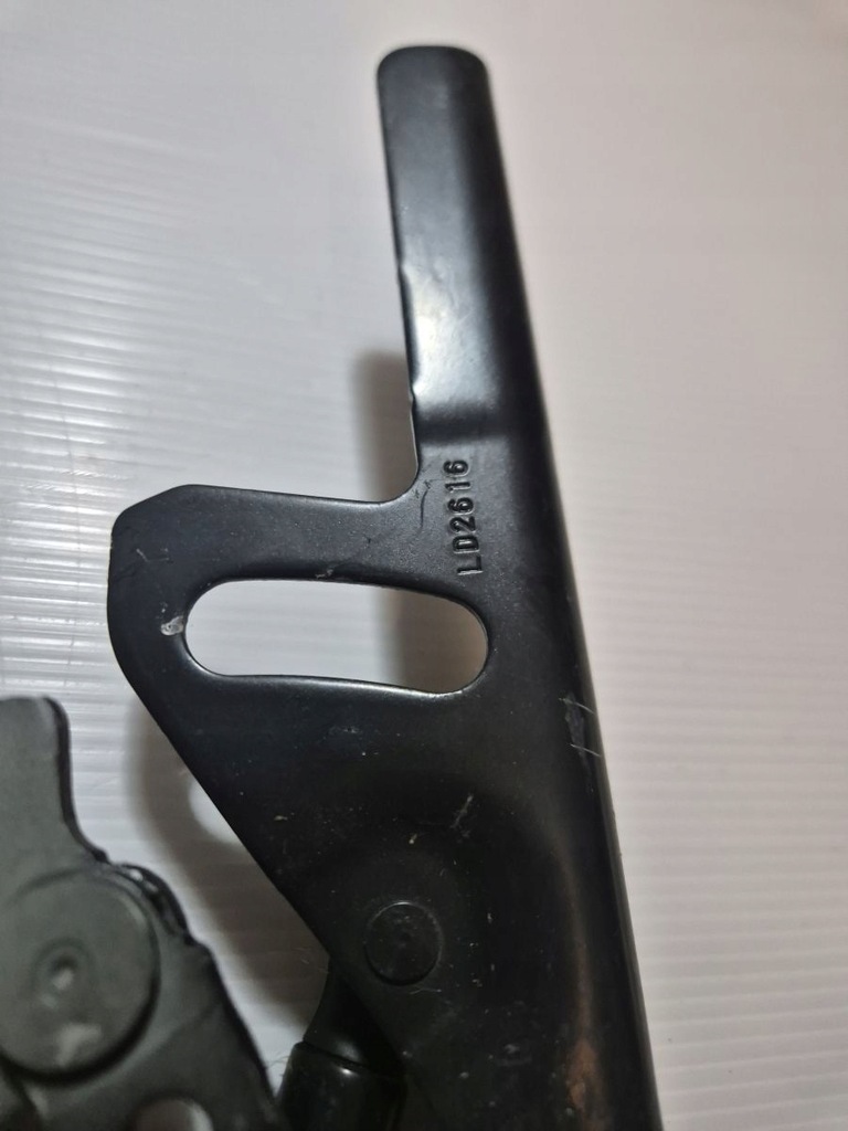 фото №12, Bmw 3 f30 f31 петлі капот лівий правий + амортизатори амортизатори 139896 7239233