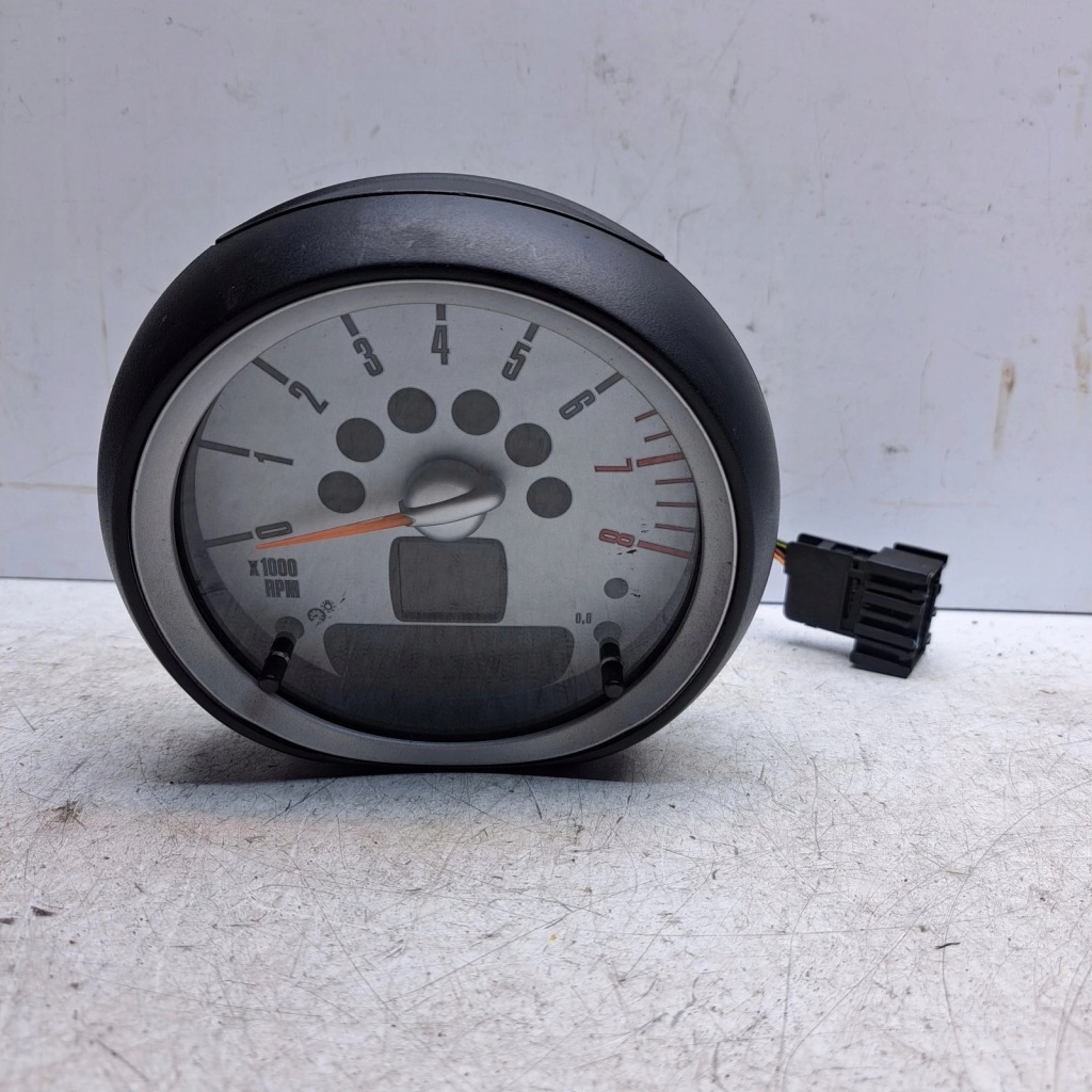 фото №1, Счетчик приборная панель mini r56 9125932