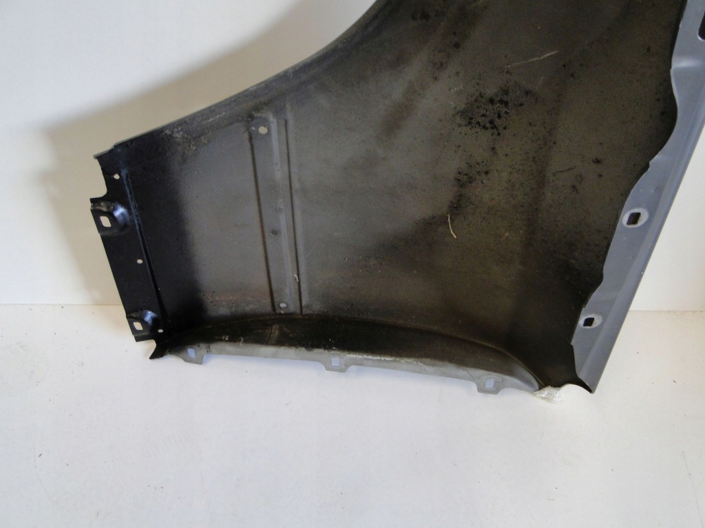 Mercedes e klasa 124 w124 крила передній правий a1248804818 Зі Шроту