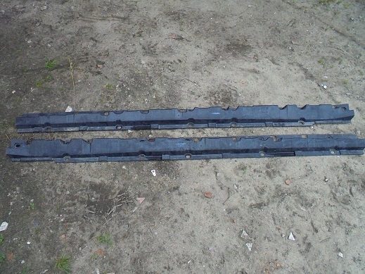 фото №1, Bmw x5 e70 3.0d молдинг порог кронштейн