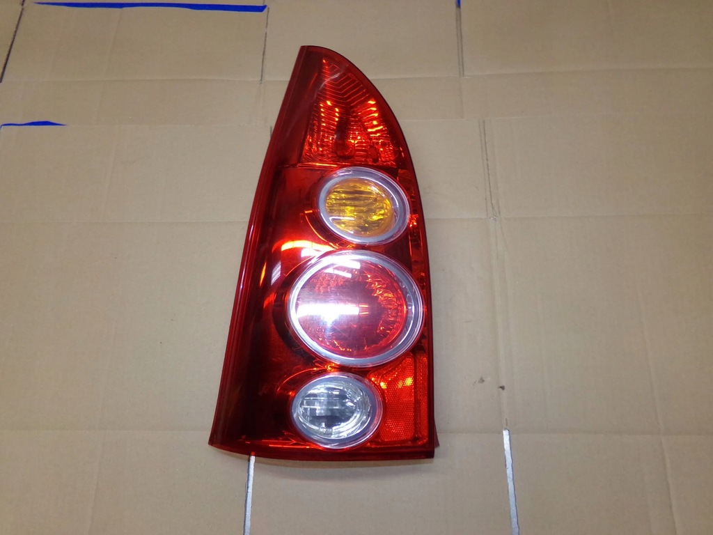 фото №1, Лампа ліва задня задня mazda premacy 02r