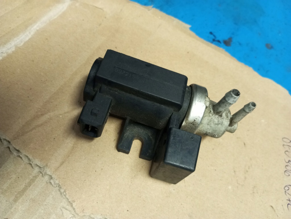 фото №1, Opel клапан вакуумa 897219