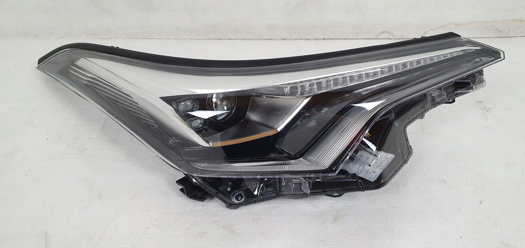 фото №1, Лампа перед правая full led toyota c-hr chr 16-20