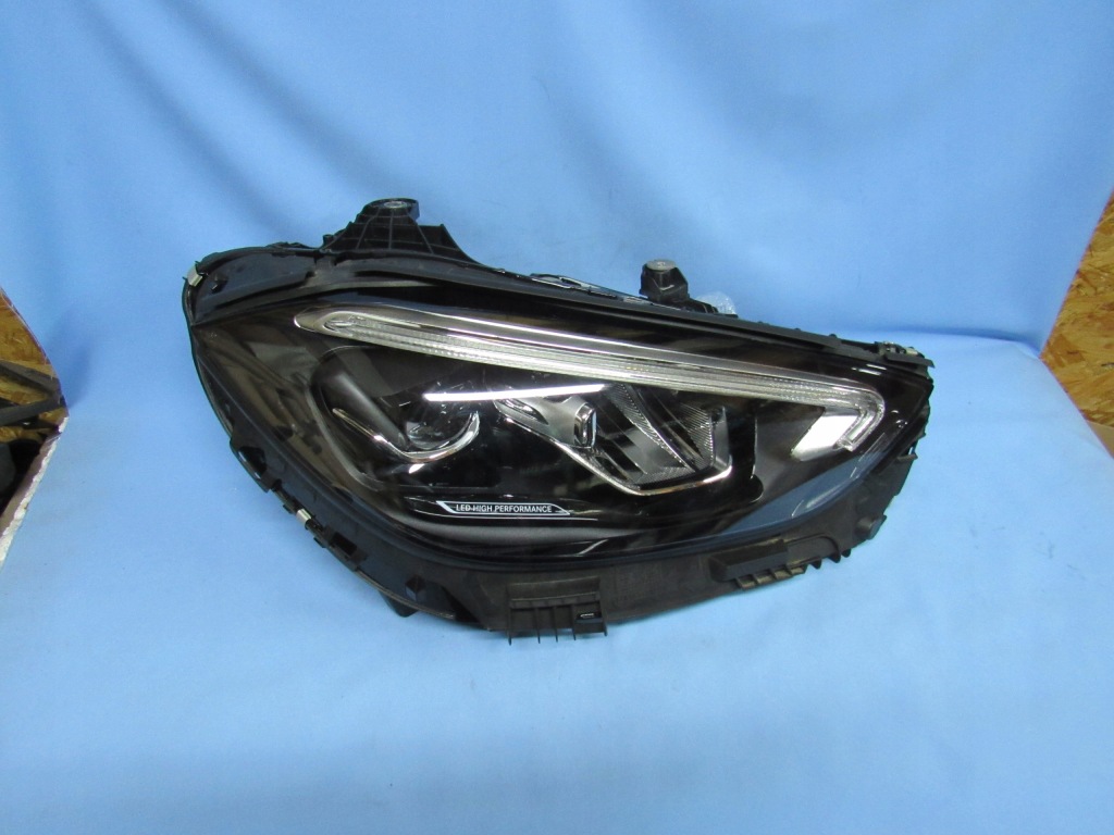 Купити Правий mercedes w206 high performance ідеальний стан europa9