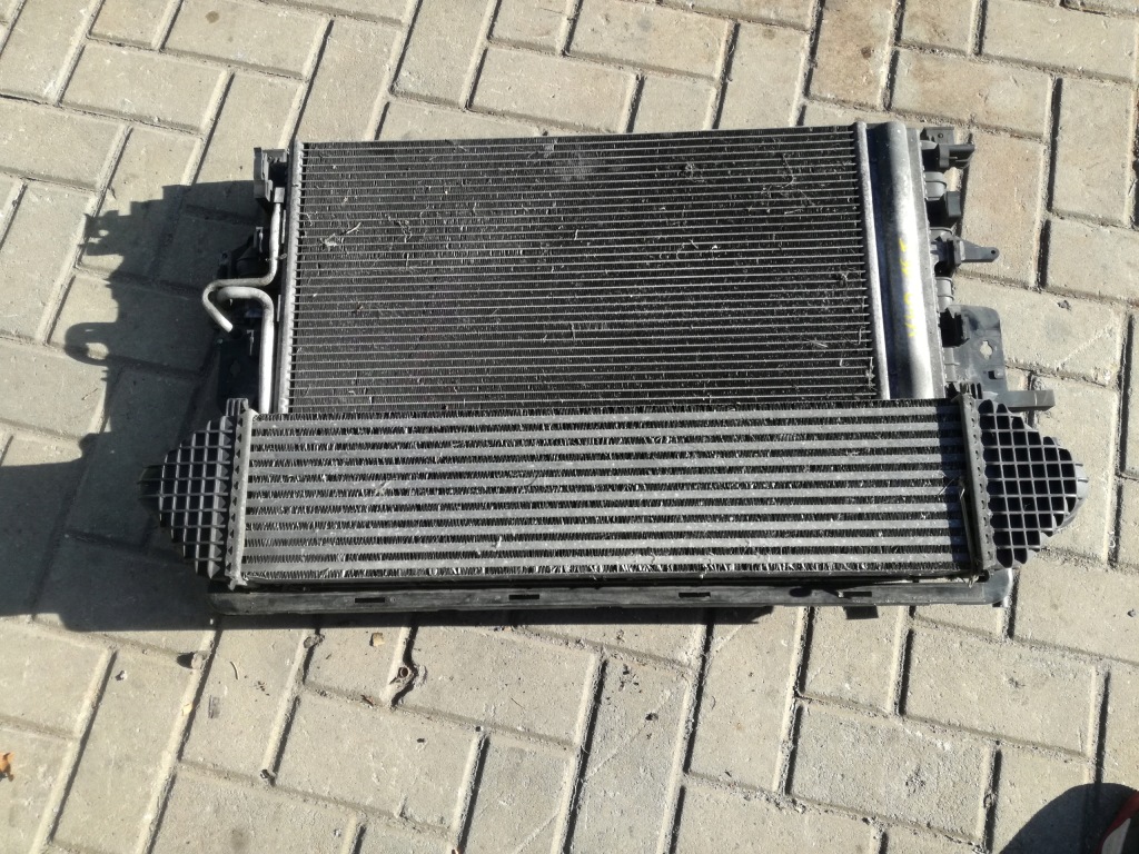 Купити Volvo v40 2 2012 - 2019 рік 1.6 ecoboost радіатор води кондиціонер інтеркулер