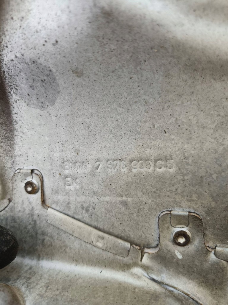 фото №7, Bmw x5 e70 2013 защита тепловая отсек двигателя