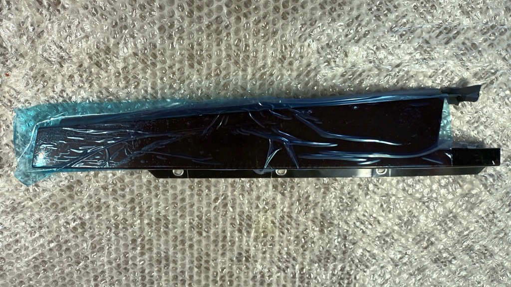 фото №1, Молдинг вертикальна na двері праве задні alfa romeo stelvio 2016- nowa оригінал