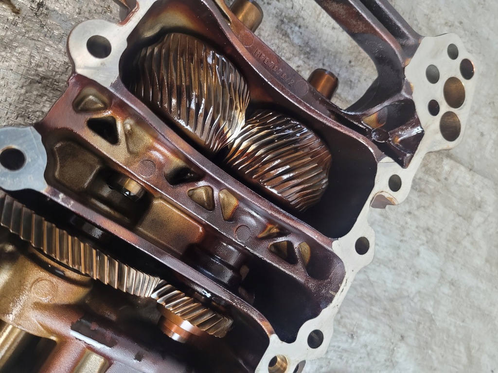 фото №13, Насос оливи 8045020508at passat b5 fl 2.0 alt