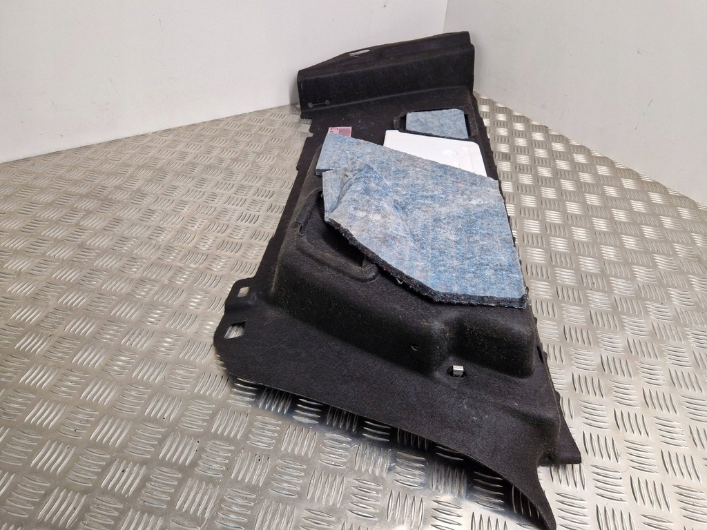 фото №6, Peugeot 308 2020 правая сторона нижний панель бардачка колеса запасного