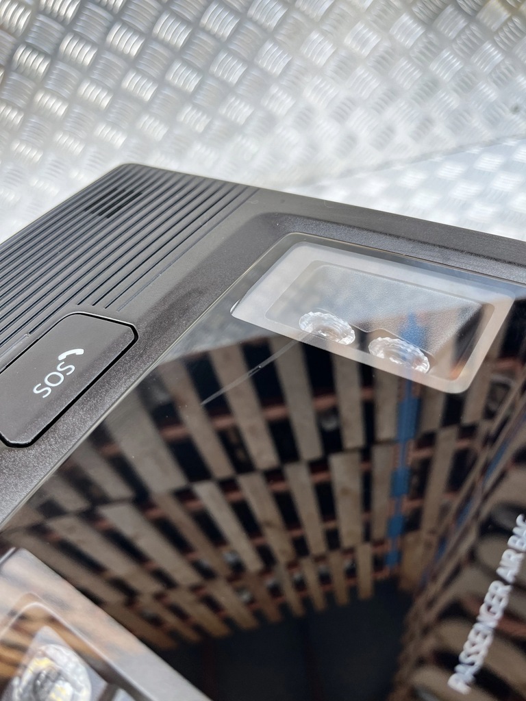 фото №1, Лампа потолочный cupra born 21-