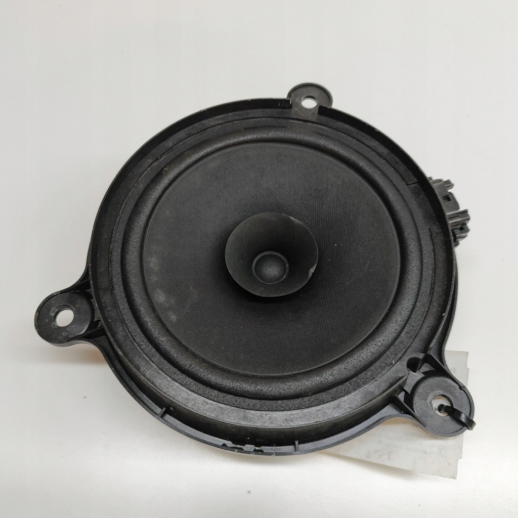 фото №1, Mazda 2 2023 права сторона динамік двері передніх