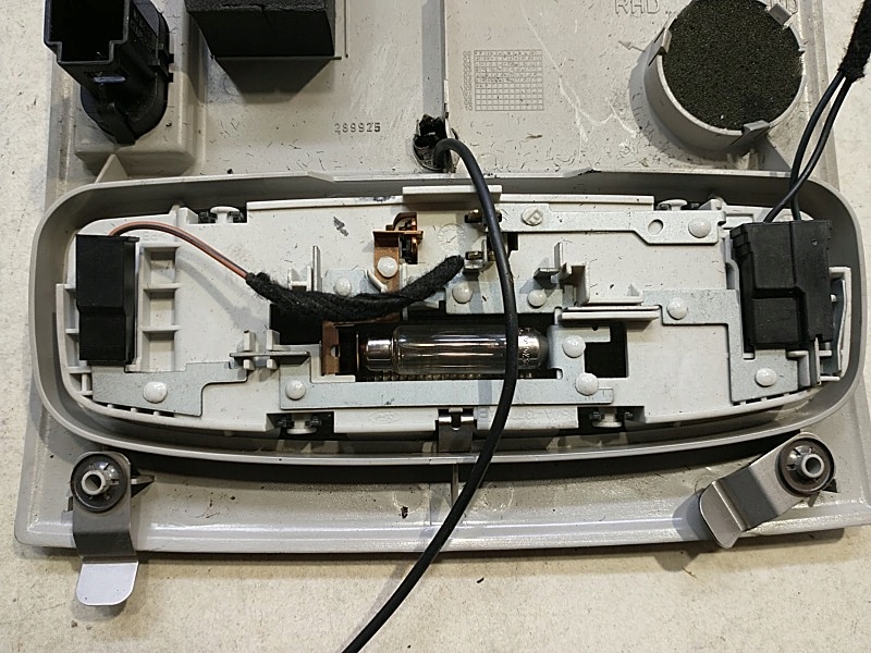 фото №8, Лампа освітлення кабіни mondeo mk3 2.0 tdci 1s71