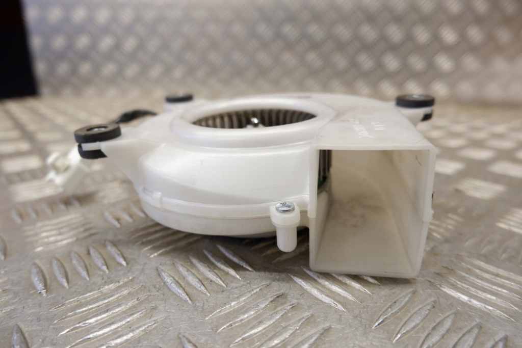 Радиатор аккумулятор lexus rx _l1_ g923048040 3.5l hybrid 183kw 2010 Киев