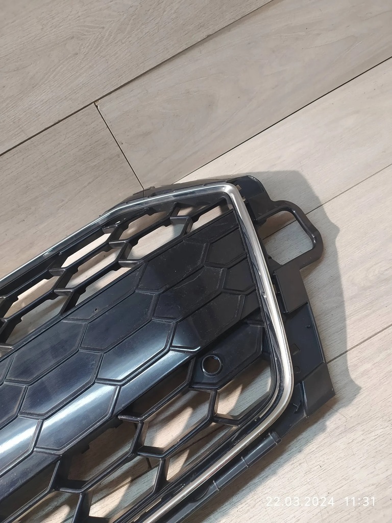 фото №7, 7591. audi a4 b9 s-line решітка радіатора 8w0853651dt