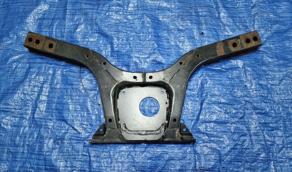 фото №1, Кронштейн підрамник балка підрамник mercedes x w470 3.0cdi