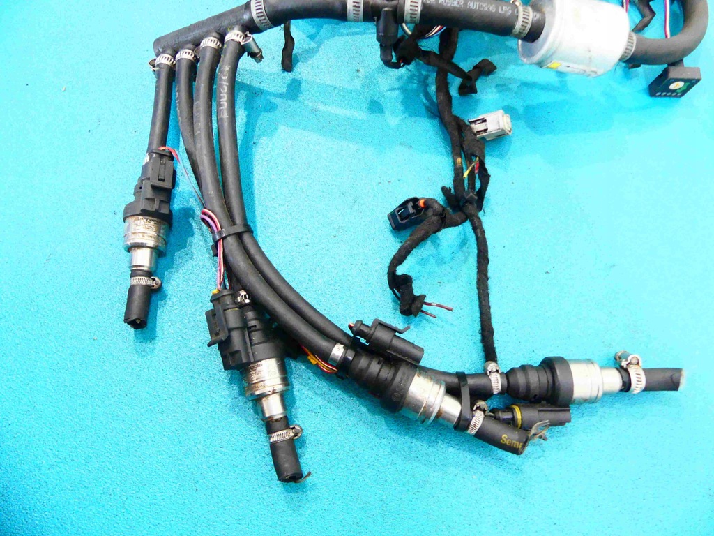 фото №8, Электропроводка toyota avensis ii t25