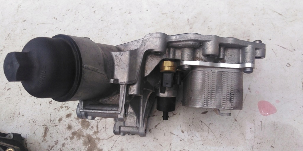 фото №8, Mercedes w223 основание фильтра масла a6561801100