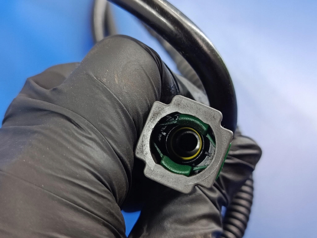 фото №6, Citroen ds4 1.6ehdi 111km радиатор топлива оригинал