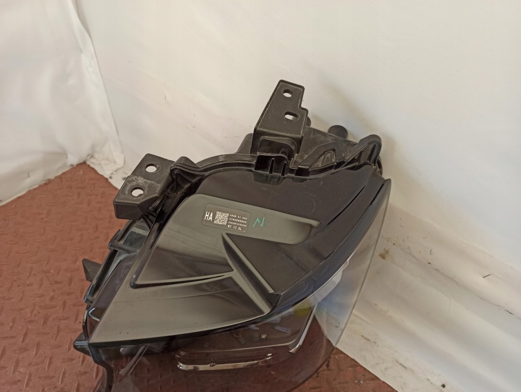 Mazda cx60 full led демонтаж нет- клееная хорошее состояние европа фара левая Цена