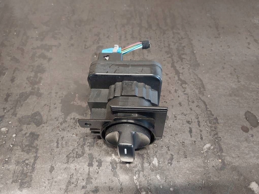 Перемикач світла mercedes-benz a w169 1695451004 Недорого