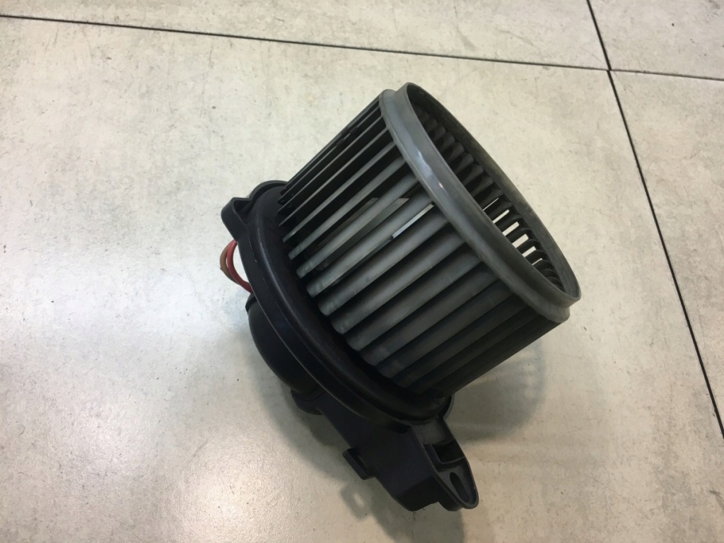 фото №1, Audi a6 c5 98r воздуходувка отопителя europa