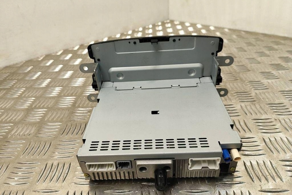 фото №8, Экран навигации opel vivaro c 281150198r 1.6l дизель 2016