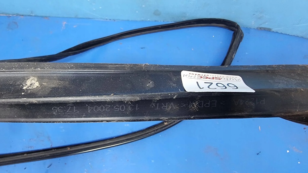 фото №2, Прокладка скло двері ліва перед land rover range rover l322