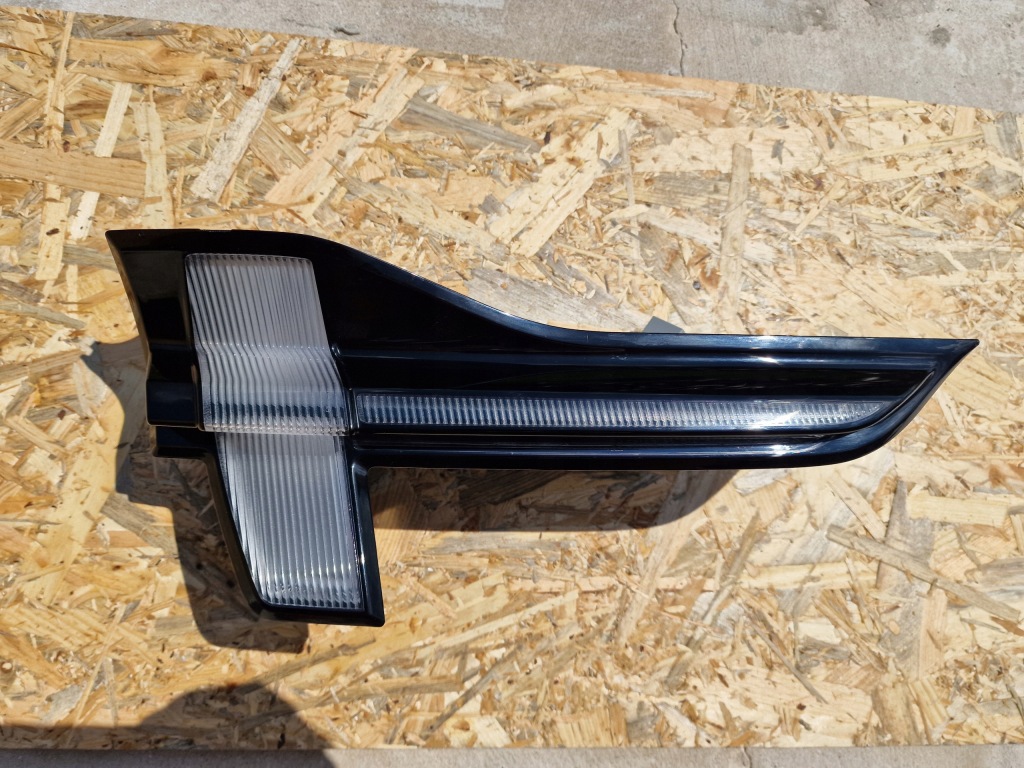 Купити Ford mustang mach-e фара задня ліва led lj8b 13a602 ae