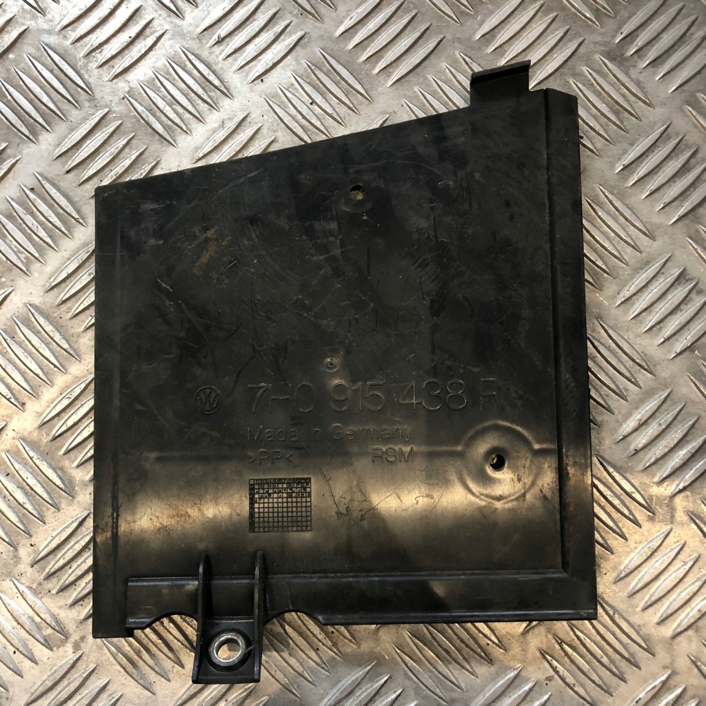 фото №1, Защита корпус аккумулятор vw t5 7h0915438f