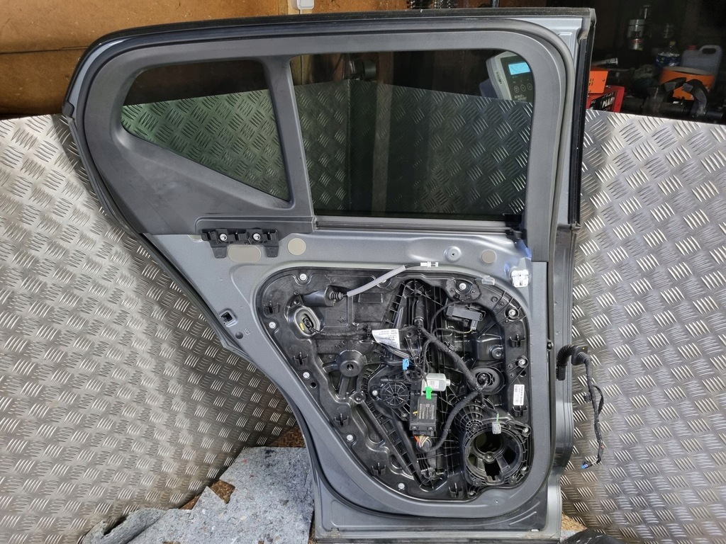 фото №15, 2019 volvo xc40 двері задні