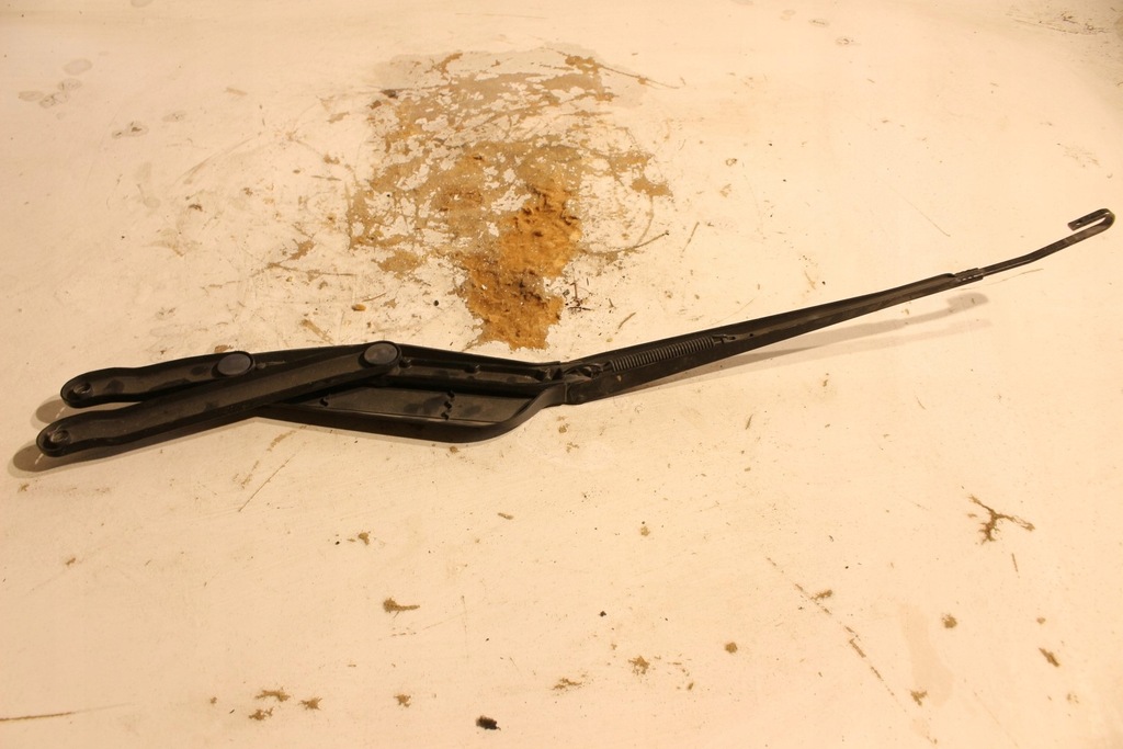 фото №6, Правое рычаг дворники перед nissan almera tino