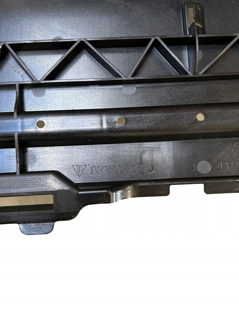 фото №10, Підсилювач кронштейн бампера передній porsche macan 95b805241j подряпини